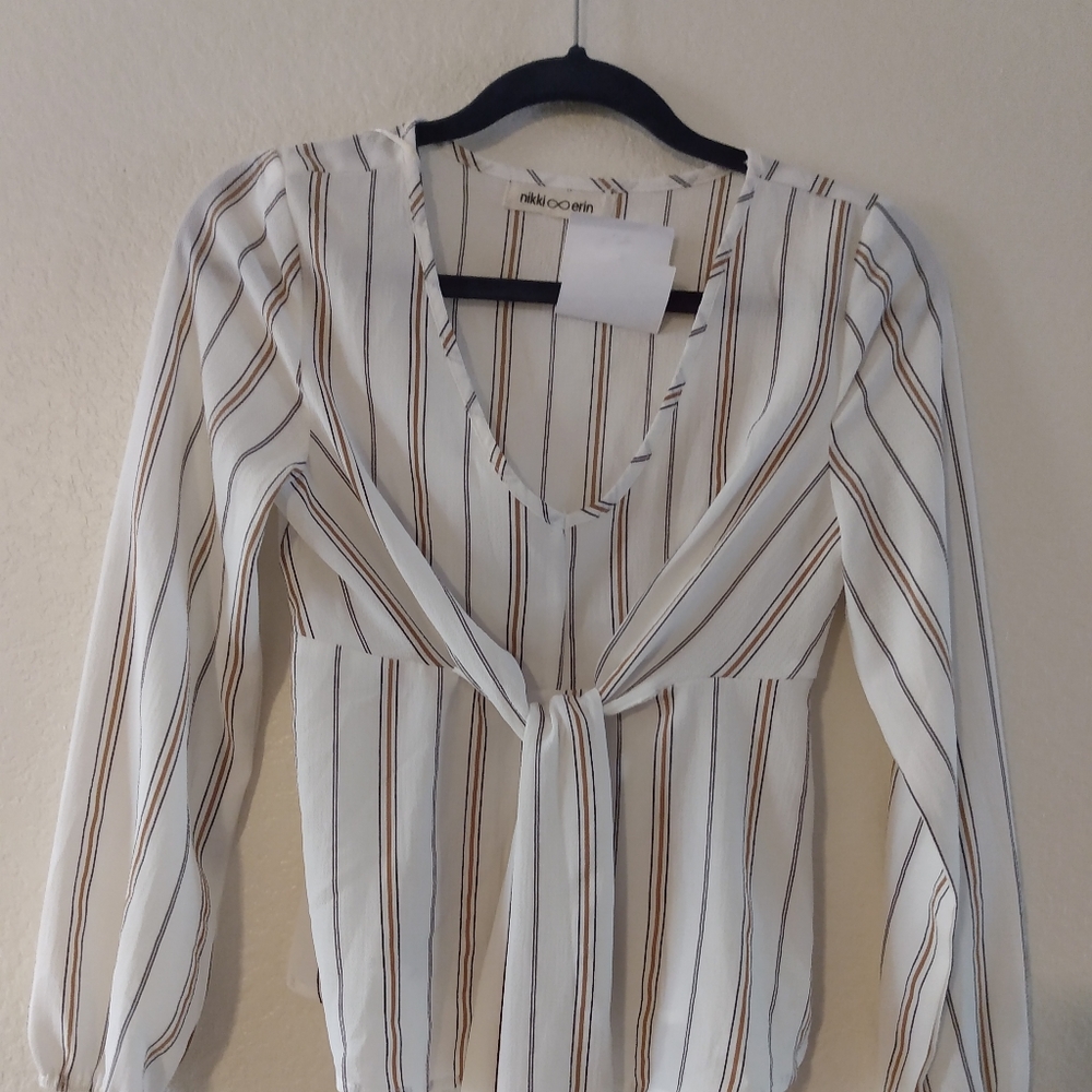 Shirt - Picture 2 of 6